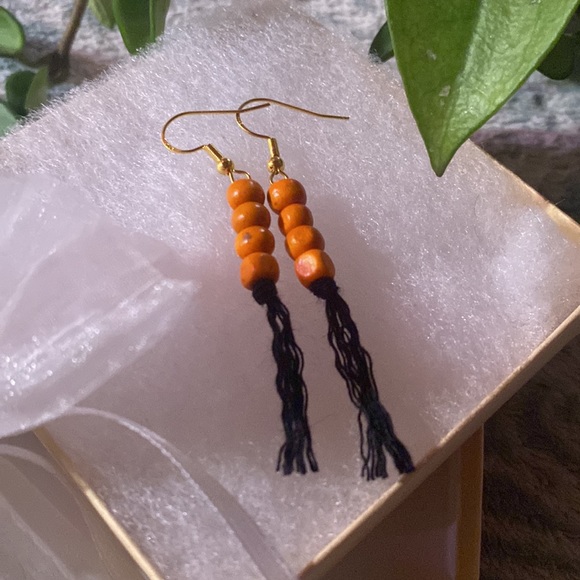 Orange Beaded Hand Crafted Macrame Tassel Fringe Earrings Wood Beaded Accents - Picture 5 of 8